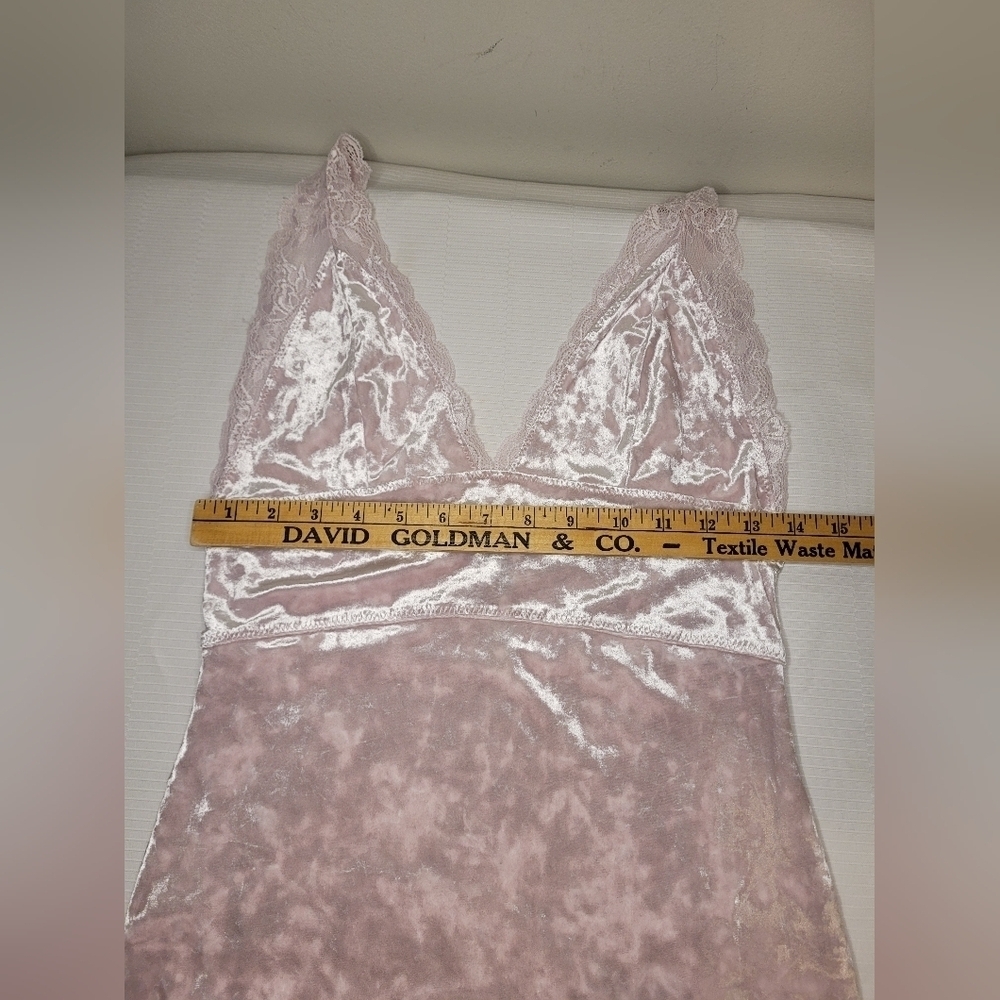 Intimately Free People Crushed Velvet Viper Dress Lace Pink Slip Chemise Nighty - Picture 7 of 11